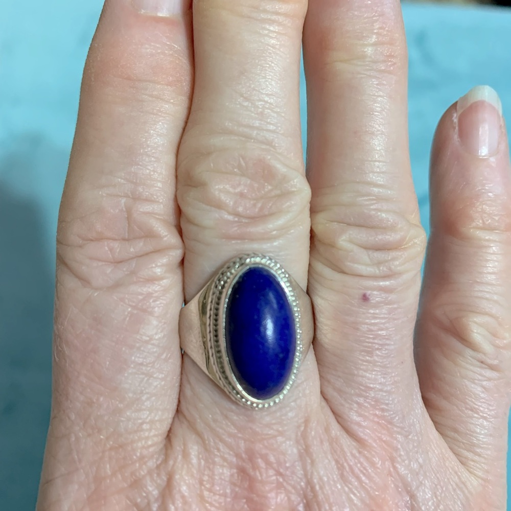 Elegant Silver and Blue Women's Ring